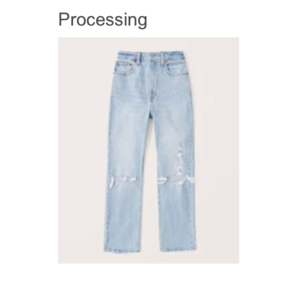 Abercrombie & Fitch “The Ankle Straight Ultra High Rise”